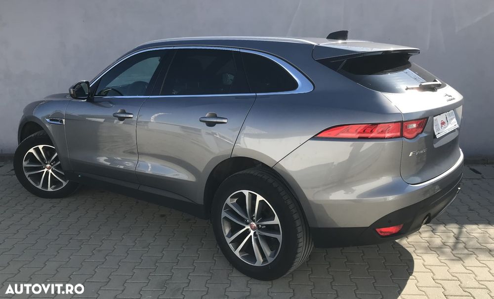 Jaguar F-Pace - 4