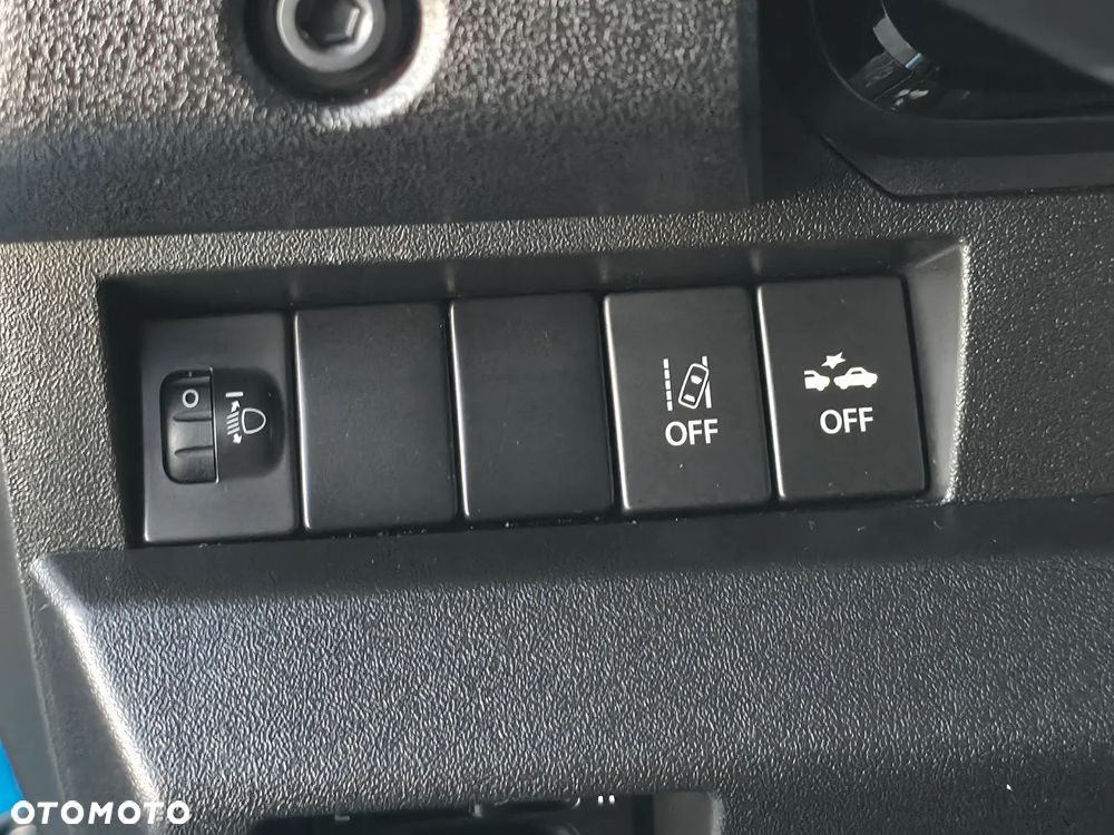 Suzuki Jimny 1.5 Premium - 31