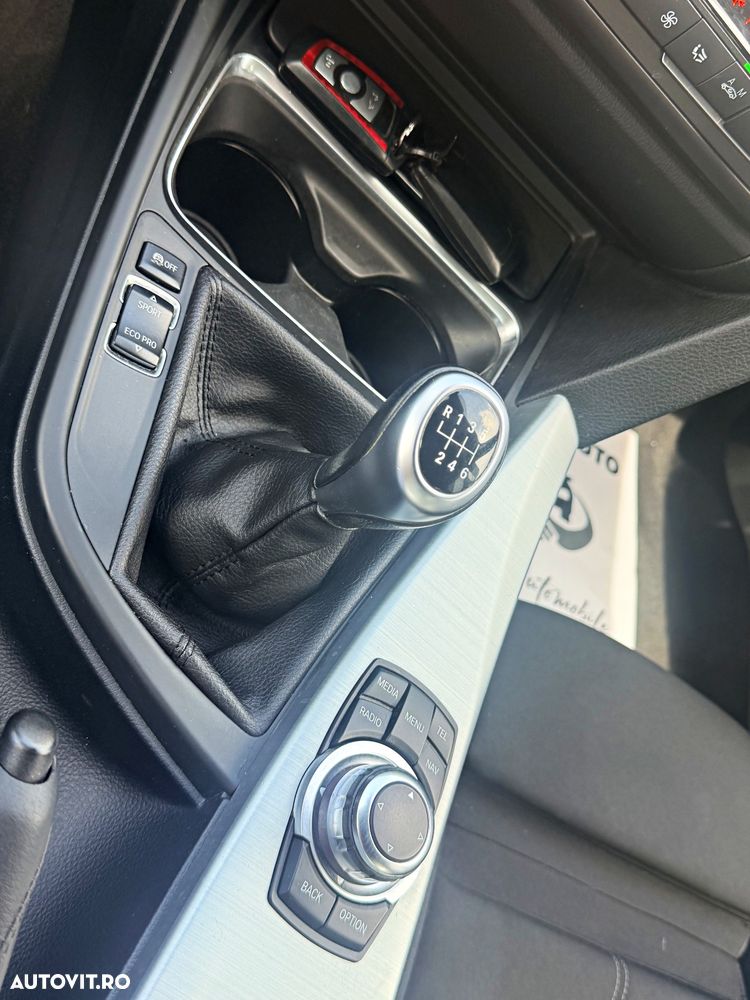 BMW Seria 3 318d Blue Performance Luxury Line - 24