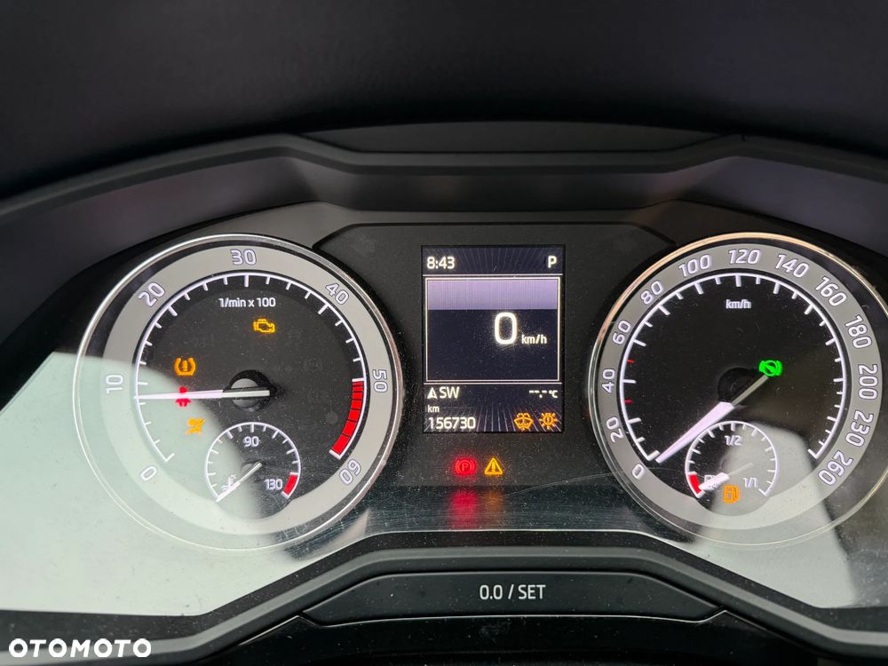 Skoda Superb 2.0 TDI 4x4 L&K DSG - 12