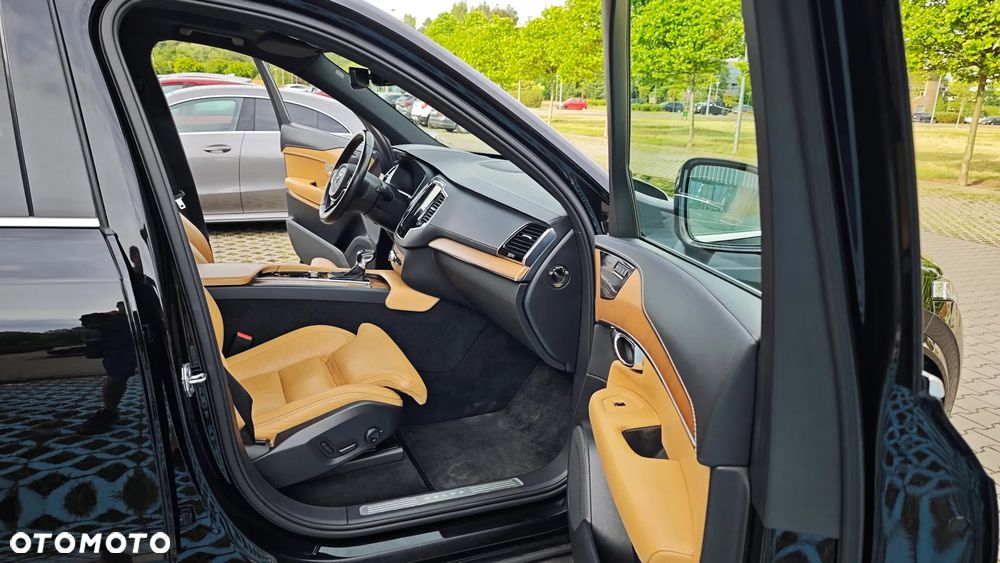Volvo XC 90 D5 SCR AWD Inscription - 12