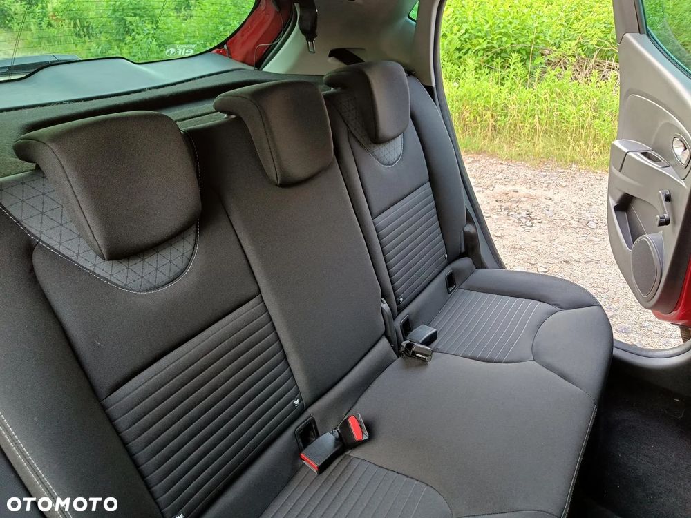 Renault Clio TCe 90 Limited - 27