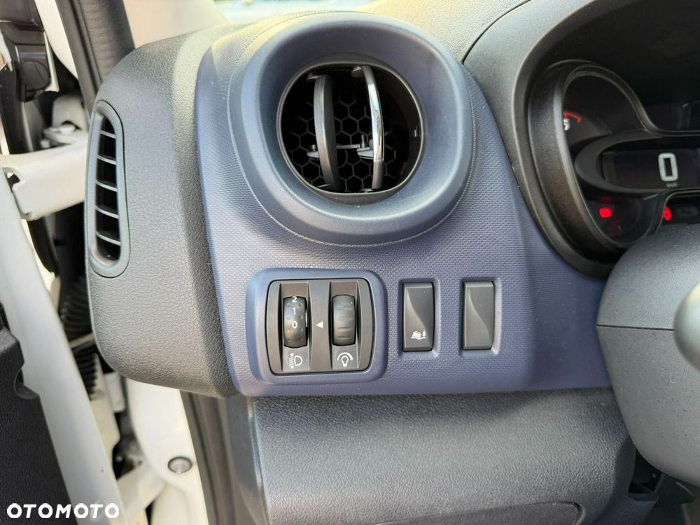 Opel Vivaro - 13