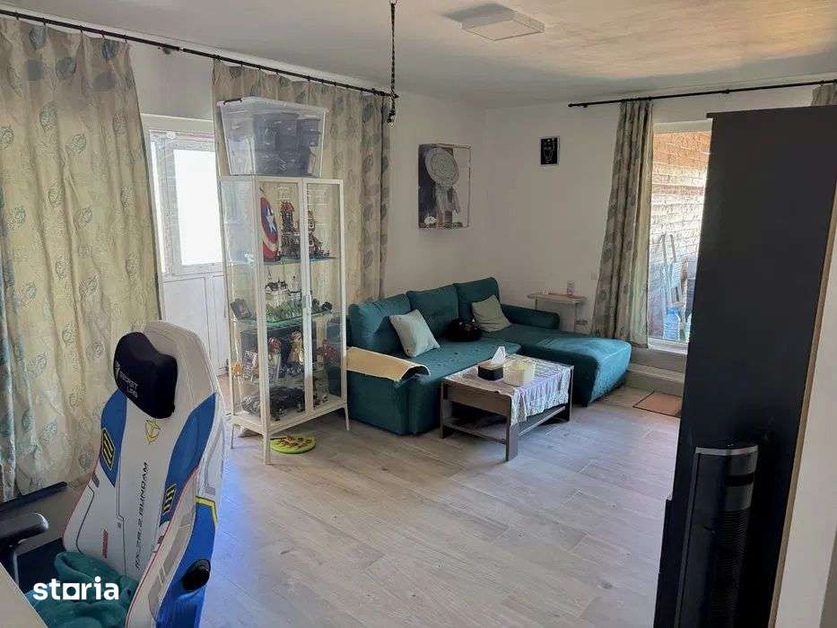 Apartament cu 2 camere, 56 mp, terasa de 50 mp, zona Razoare — fotografia 3