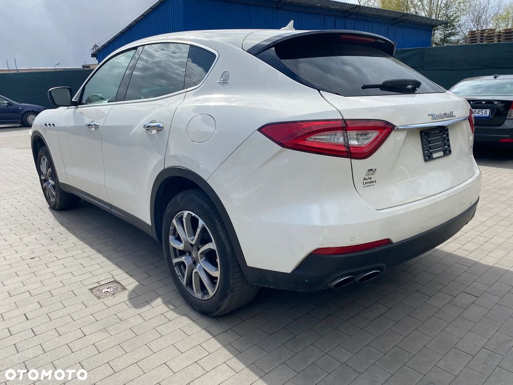 Maserati Levante Q4 - 12