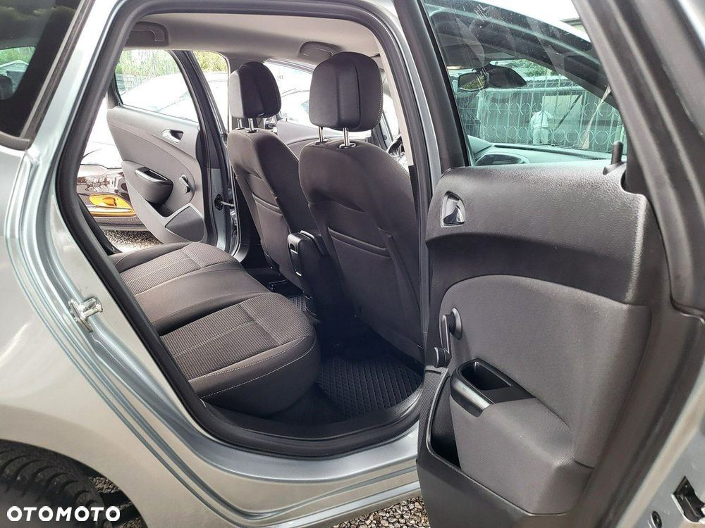 Opel Astra - 21