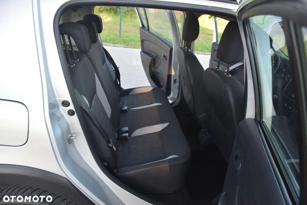 Dacia Sandero TCe 90 Laureate - 13