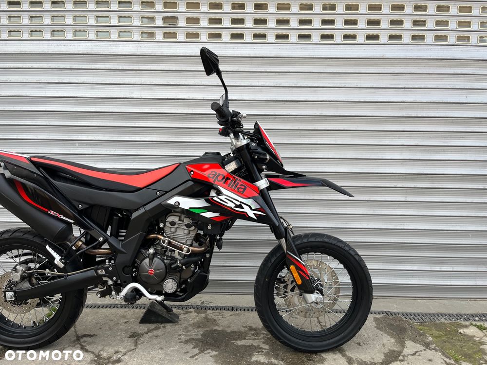 Aprilia SX - 6