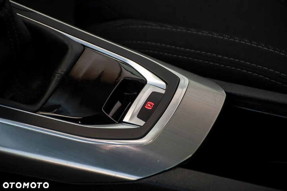 Peugeot 308 BlueHDi 150 Stop & Start Business-Line - 40
