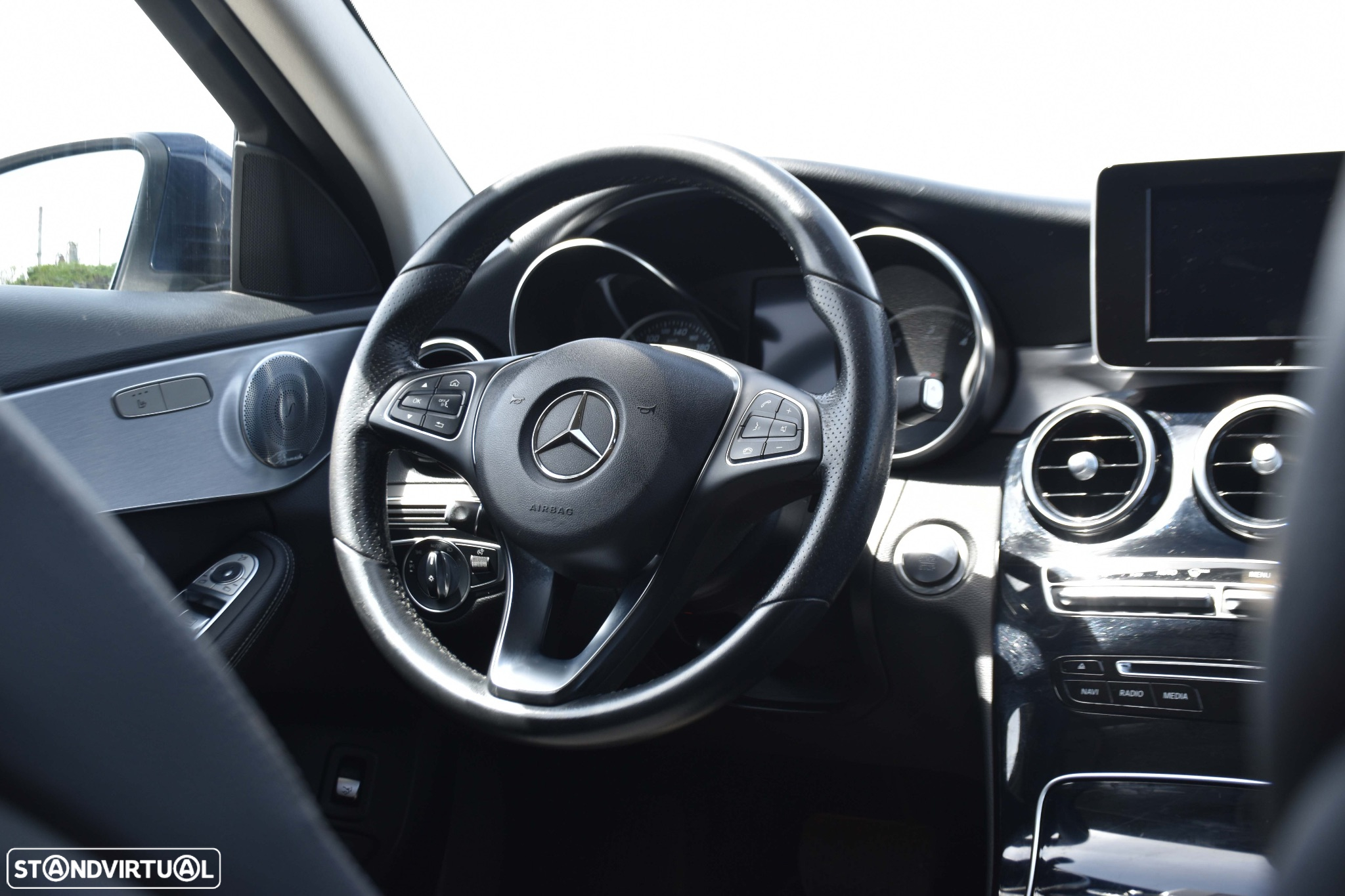 Mercedes-Benz C 200 ver-d-be-edition-avantgarde-aut- - 17