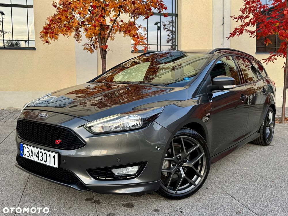 Ford Focus Turnier 1.5 EcoBlue Start-Stopp-System ST-LINE - 11