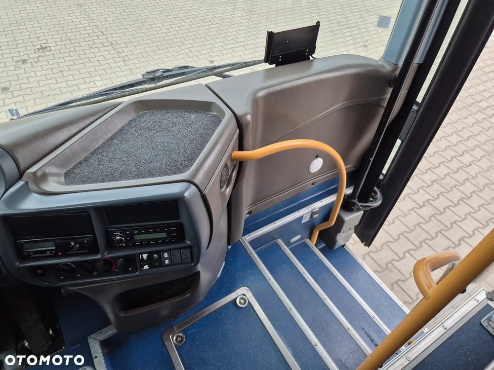 Irisbus RECREO / SPROWADZONY / MANUAL / EURO 5 - 39