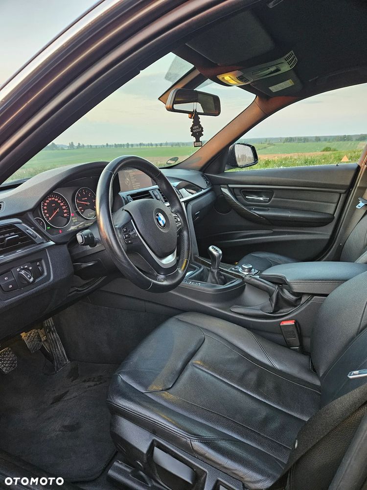 BMW Seria 3 320d Efficient Dynamics Edition Edition Luxury Line Purity - 11
