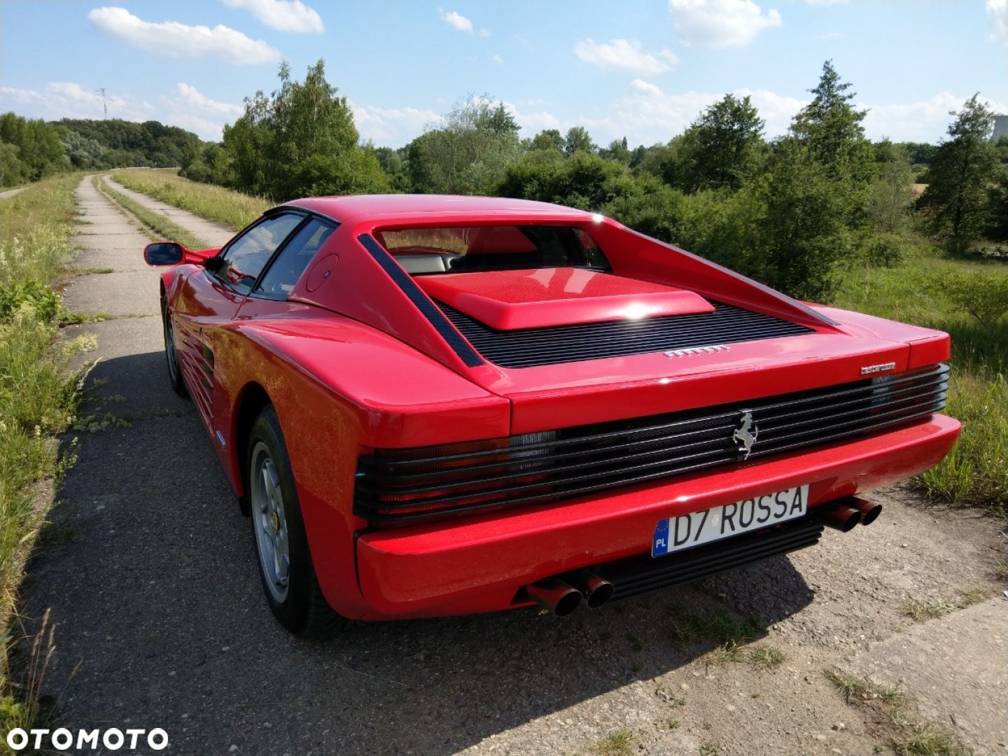 Ferrari Testarossa - 15
