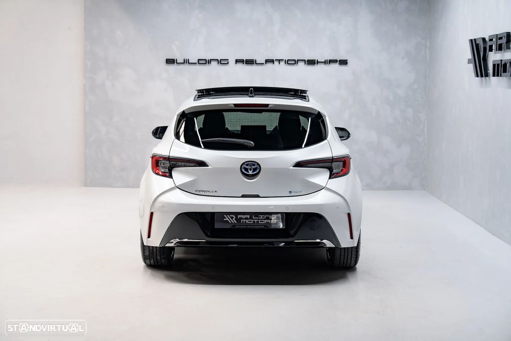 Toyota Corolla 1.8 Hybrid Exclusive - 12