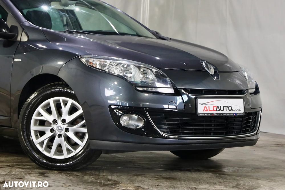 Renault Megane ENERGY dCi 110 Start & Stop Bose Edition - 26