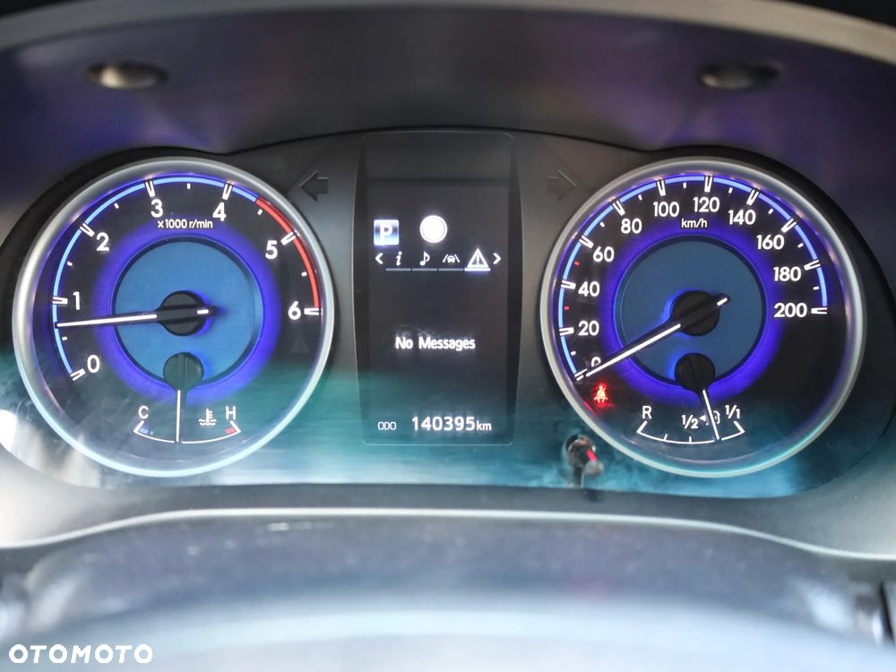 Toyota Hilux 2.4 D-4D Double Cab SR5 4x4 - 26