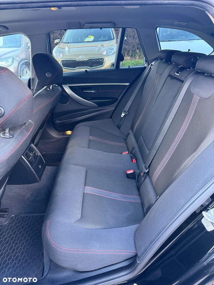 BMW Seria 3 320d xDrive Sport Line - 20