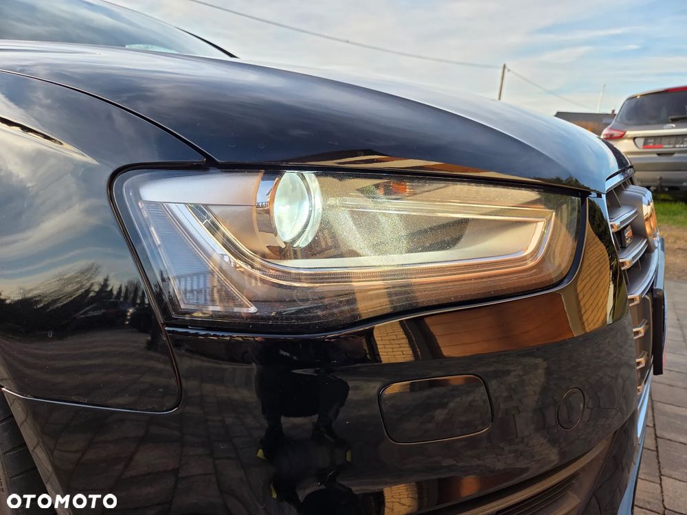 Audi A4 Avant 2.0 TFSI quattro S line Sportpaket - 27