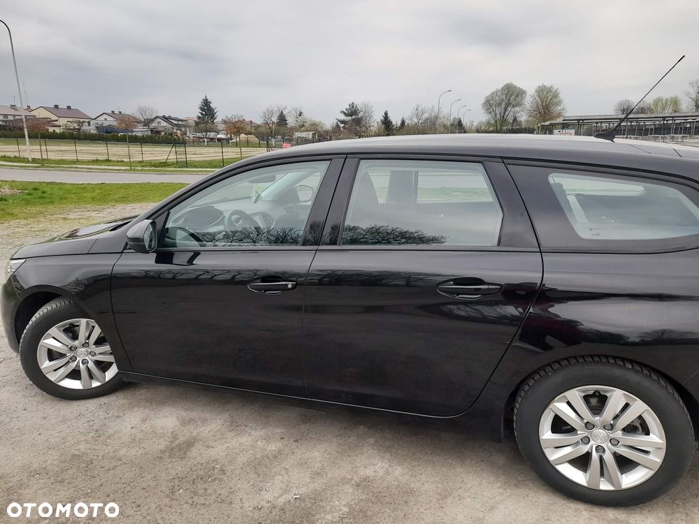 Peugeot 308 1.5 BlueHDi Allure Pack S&S - 2