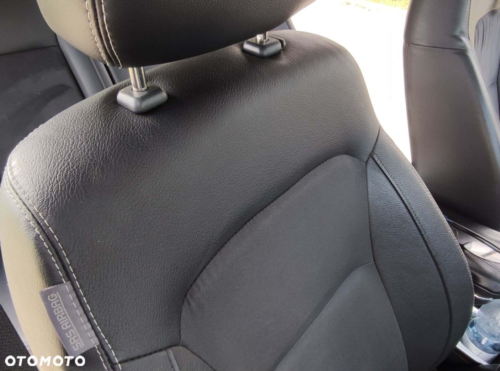 Suzuki Vitara 1.6 DDiS (4x2) Comfort - 17