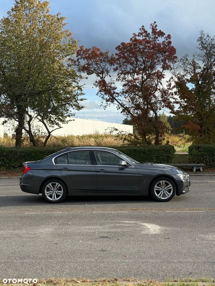 BMW Seria 3 316d Sport Line - 6