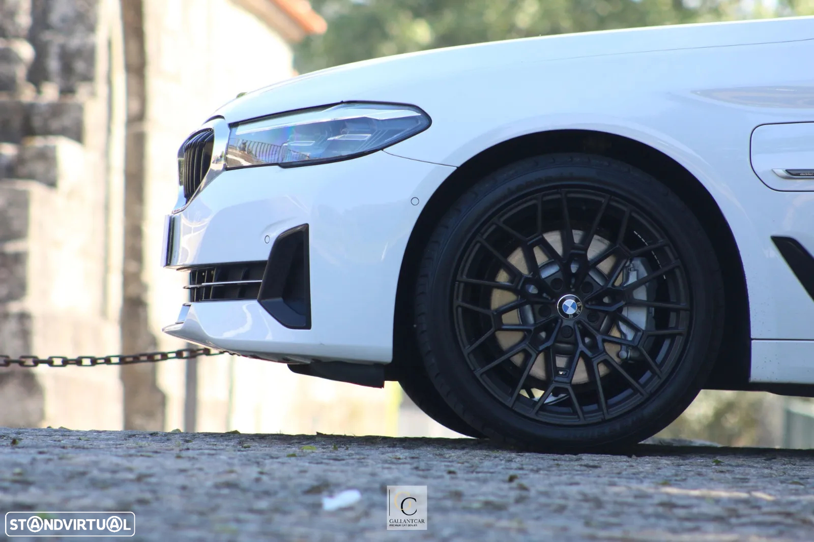 BMW 530 e - 12