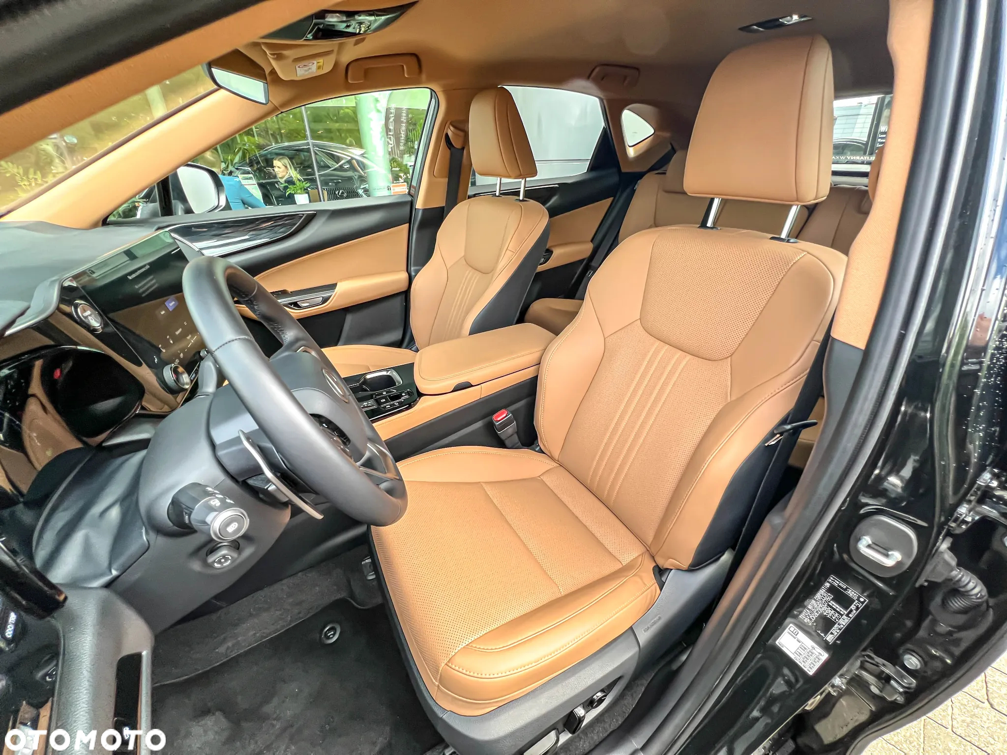 Lexus NX 350h Prestige AWD - 14