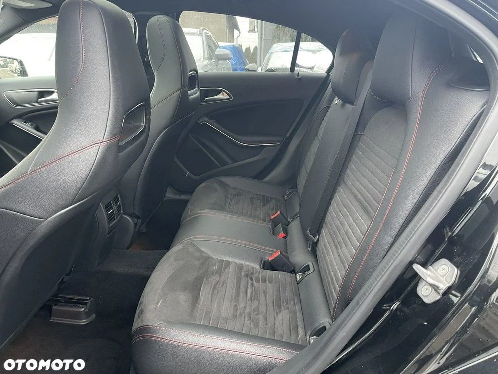 Mercedes-Benz Klasa A 160 7G-DCT AMG Line - 10