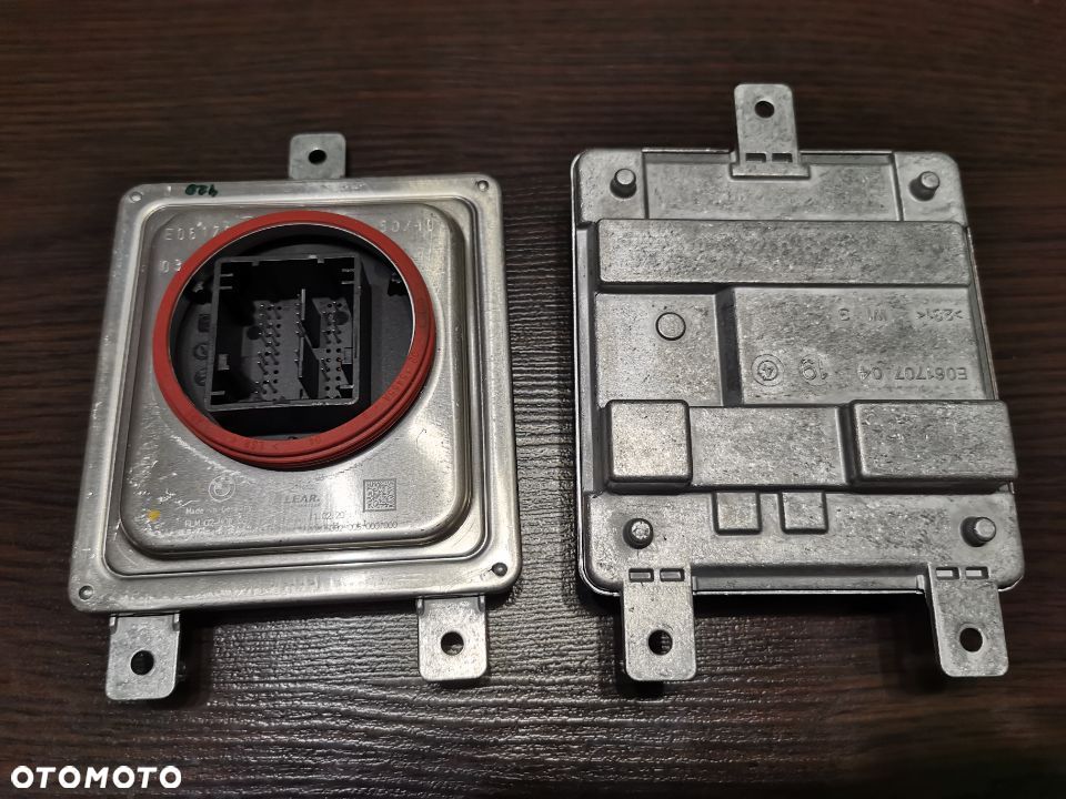 BMW 5 g30 X6 g06 X5 g05 6 g32 X3 g01 3 g20 g21 Moduł LED przetwornica 7933358