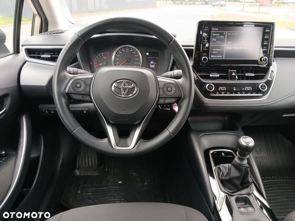Toyota Corolla - 28
