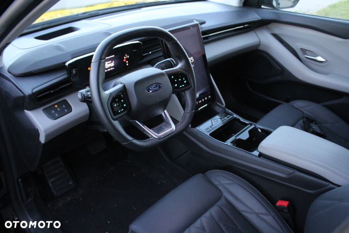Ford Explorer Dual-Elektromotor Extend Range AWD 79kWh Premium - 18