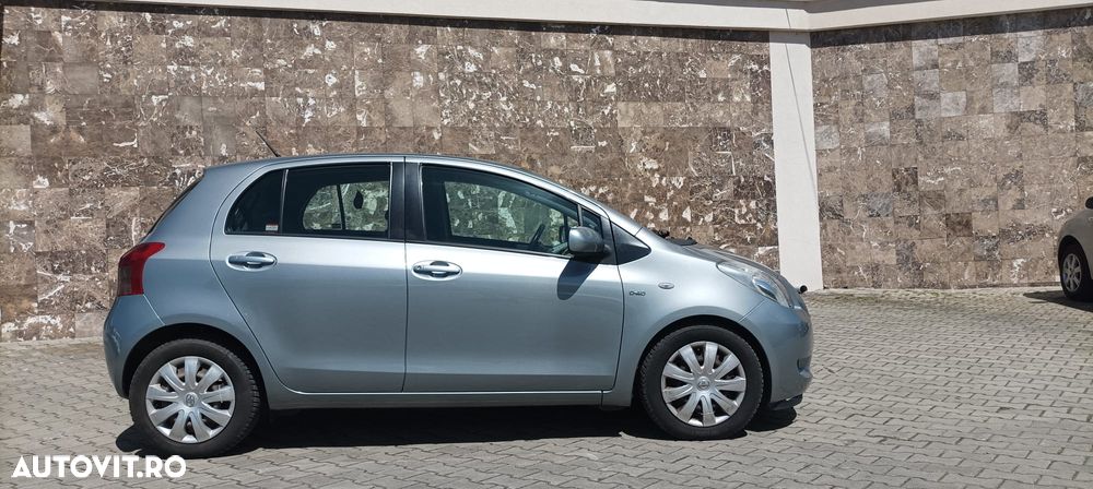 Toyota Yaris 1.4 D-4D Aut Sol - 6
