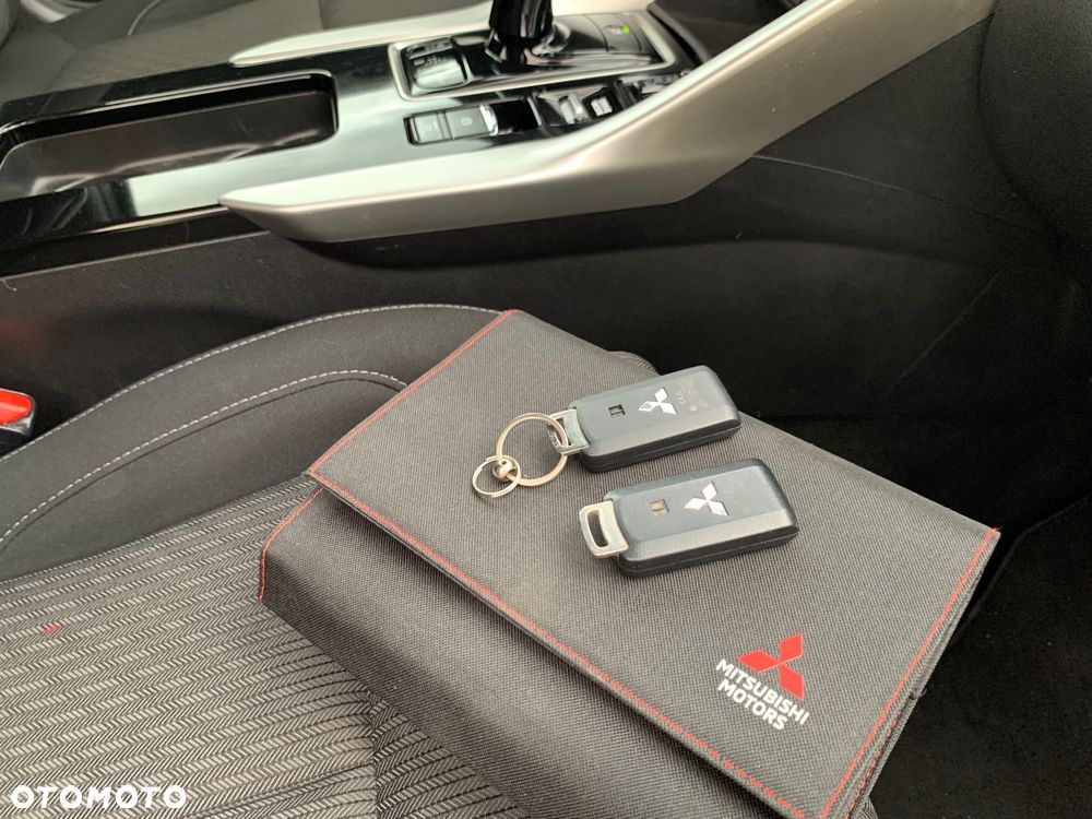 Mitsubishi Eclipse Cross - 23