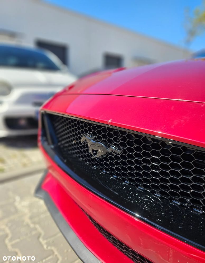 Ford Mustang - 3