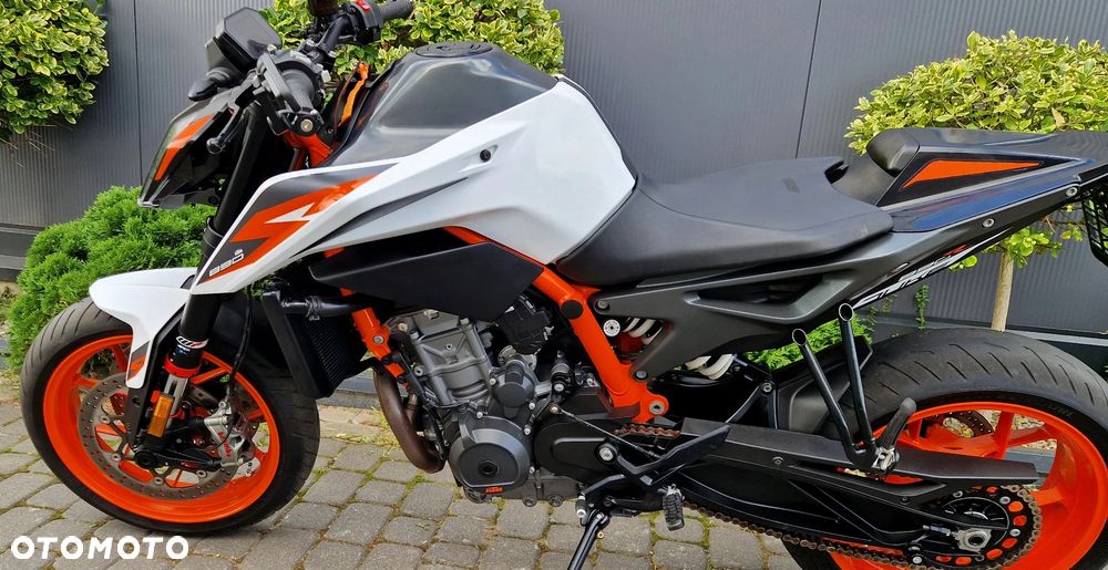 KTM DUKE 890 - 29