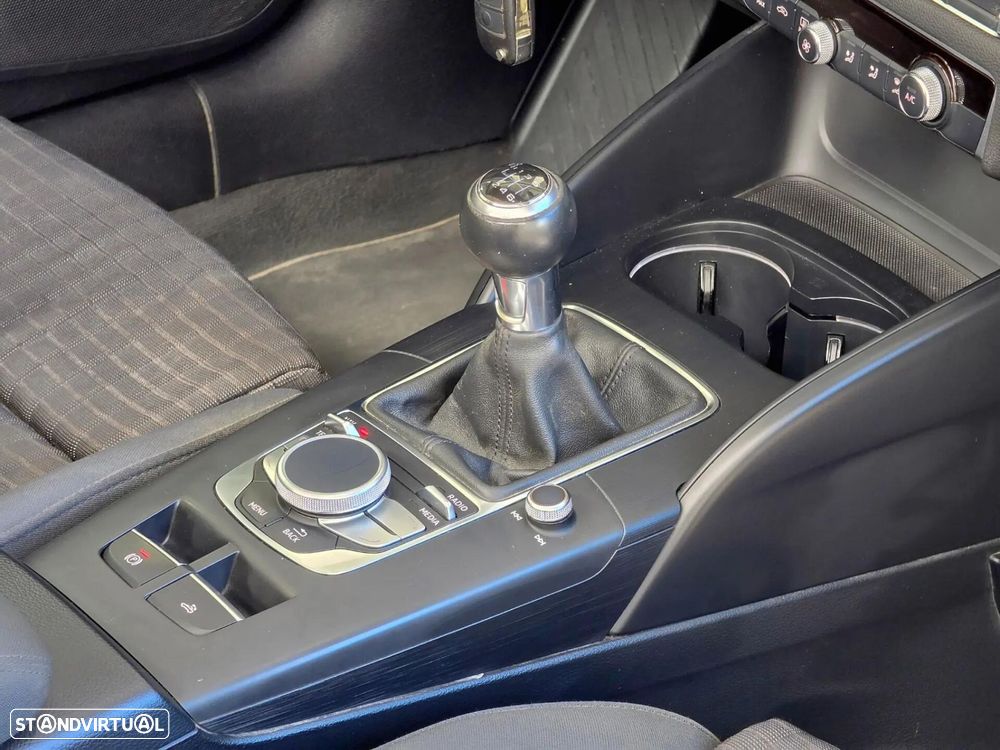 Audi A3 Cabrio 1.4 TFSi Attraction - 30