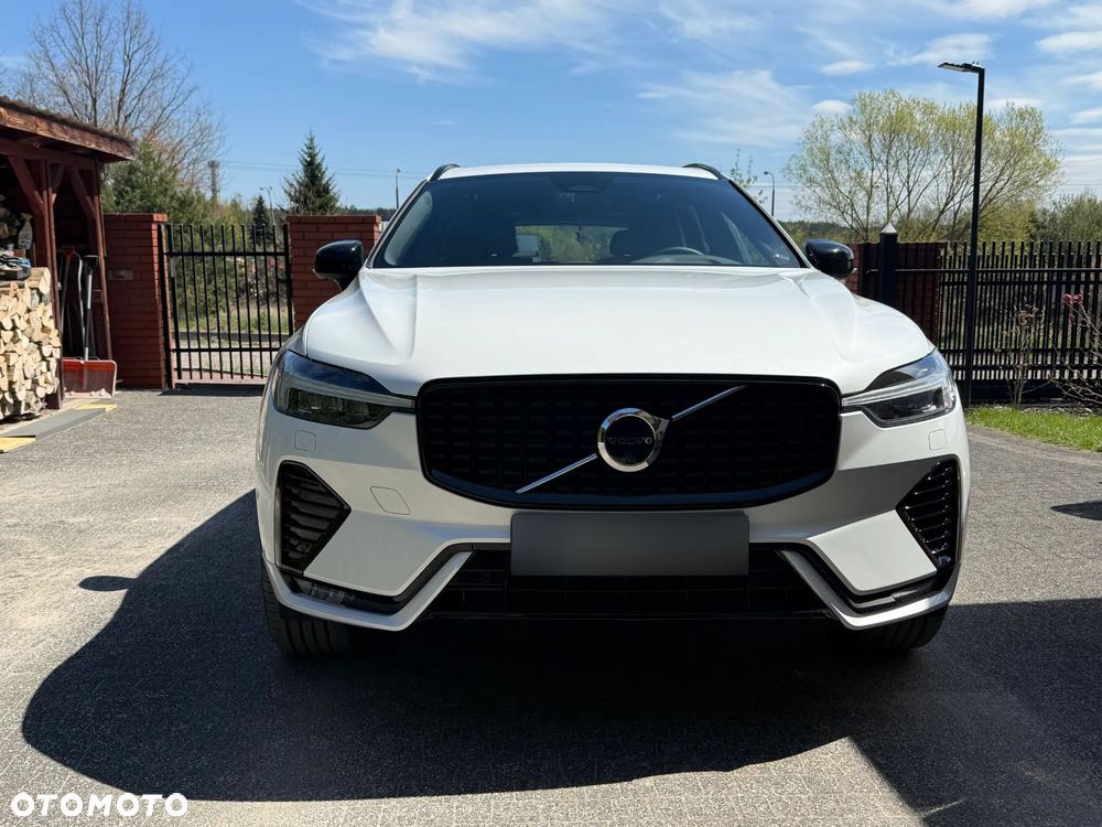 Volvo XC 60 B5 B AWD Plus Dark - 3