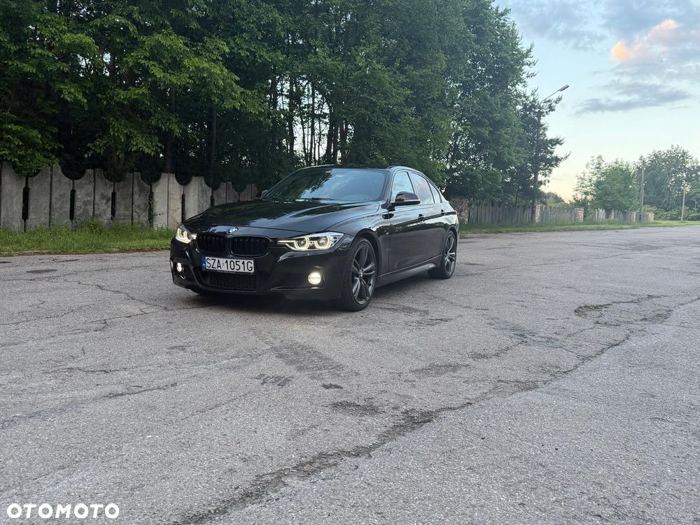 BMW Seria 3 320d M Sport - 9