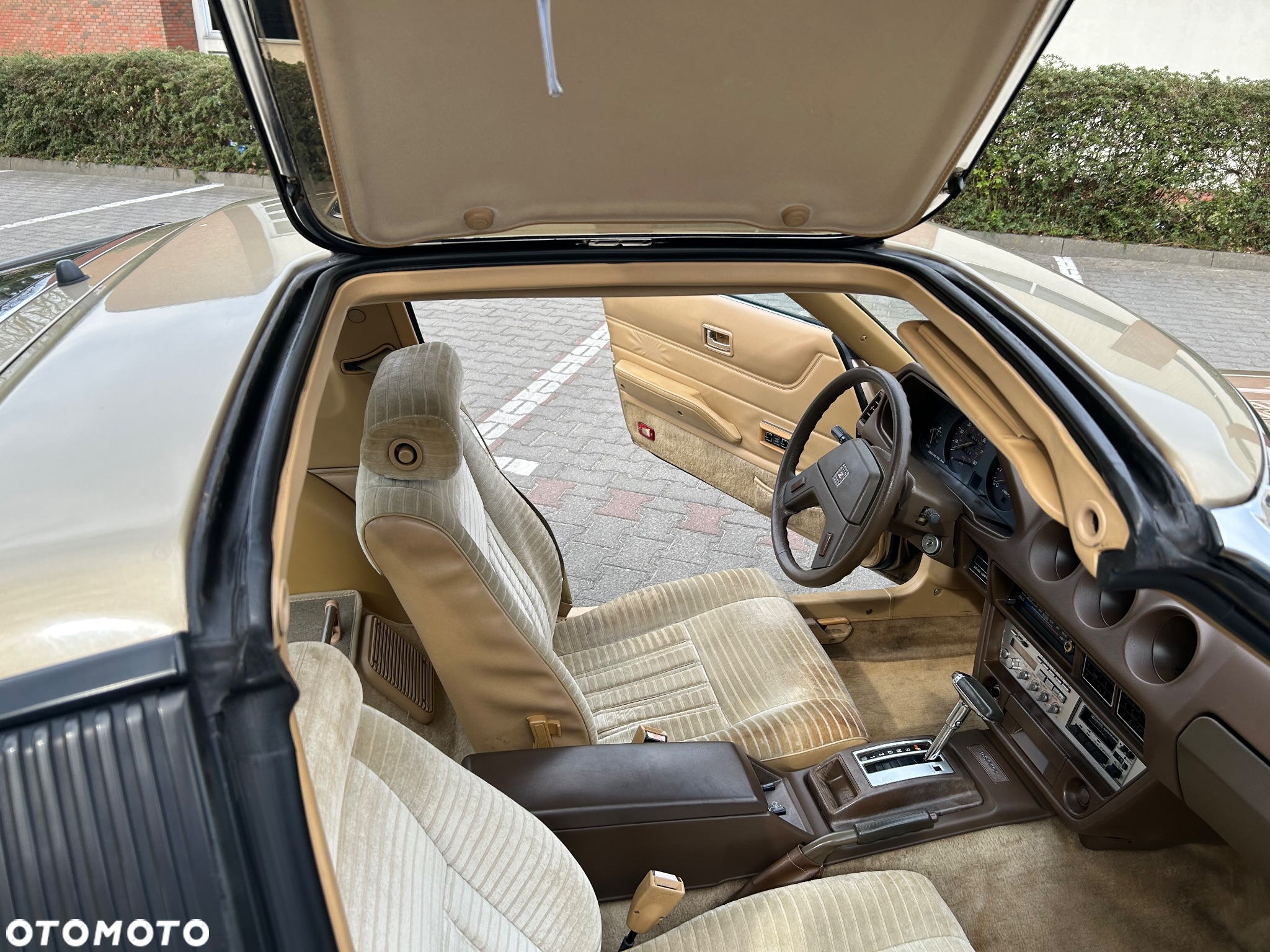 Nissan 280 ZX - 8