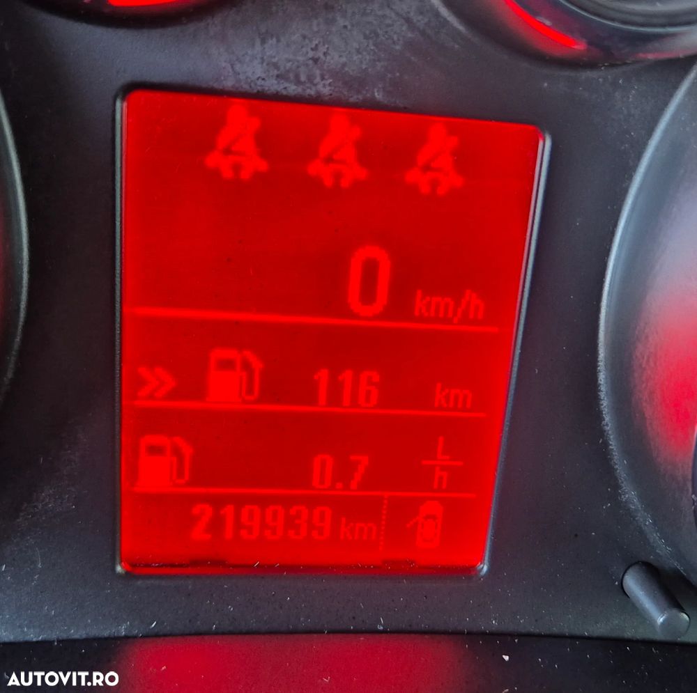 Opel Zafira 2.0 CDTI ECOTEC Cosmo - 9