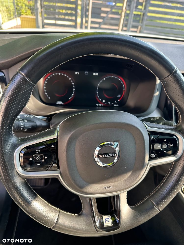 Volvo XC 60 T5 AWD R-Design - 13