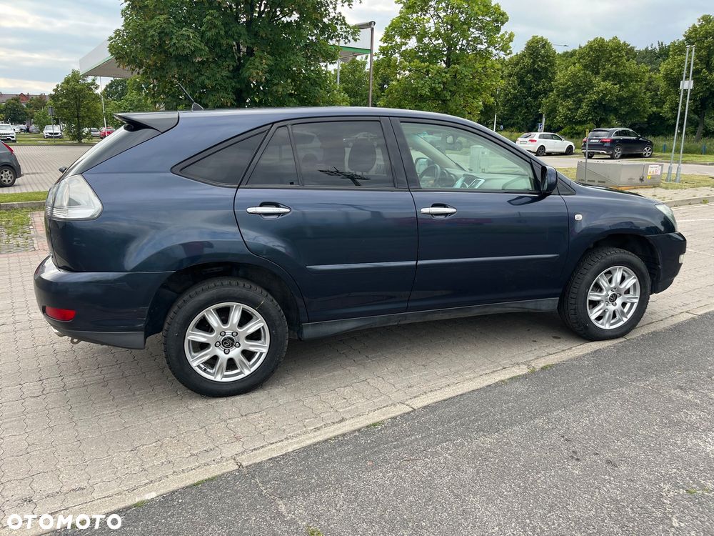 Lexus RX - 4