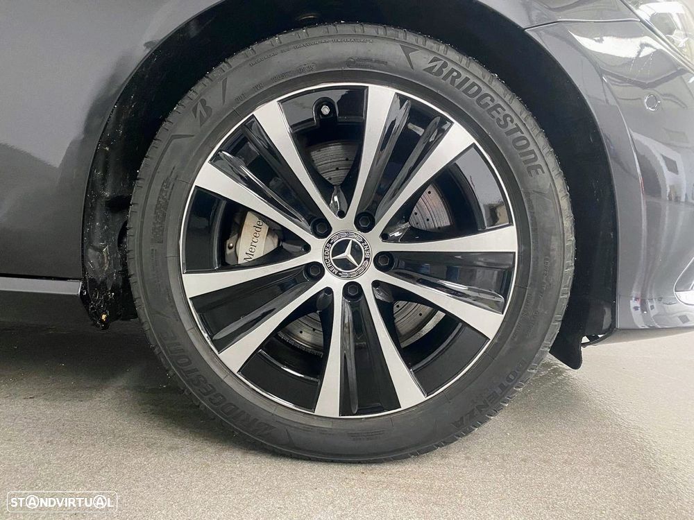 Mercedes-Benz E 300 de Avantgarde - 38