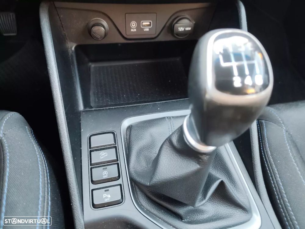 Hyundai Tucson blue 1.7 CRDi 2WD Advantage - 25