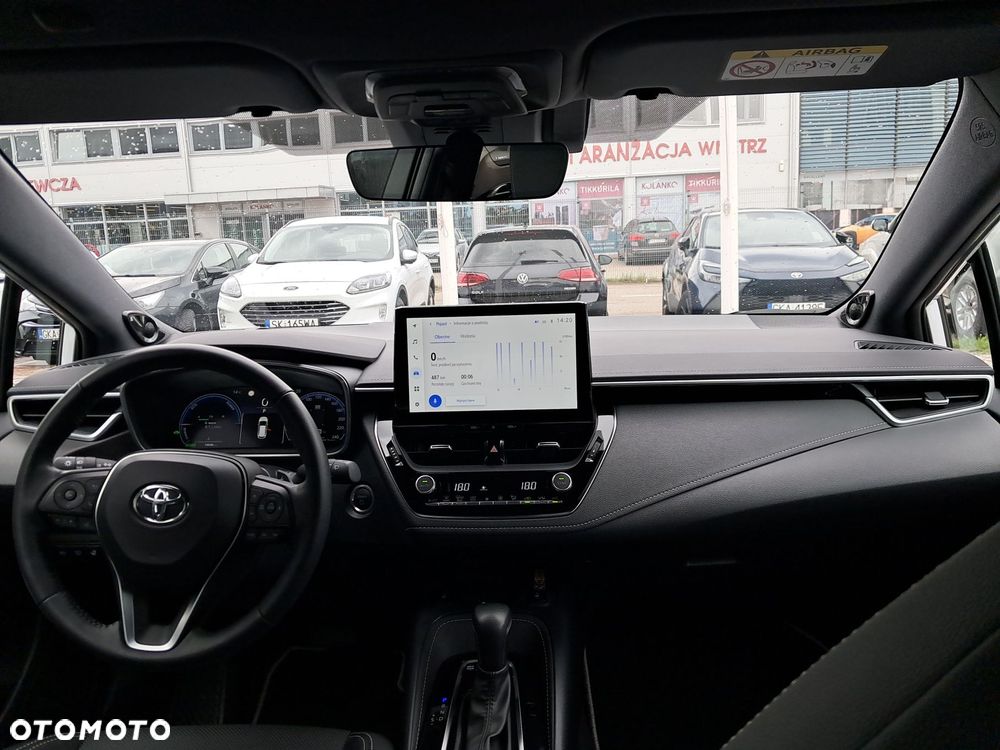 Toyota Corolla - 30