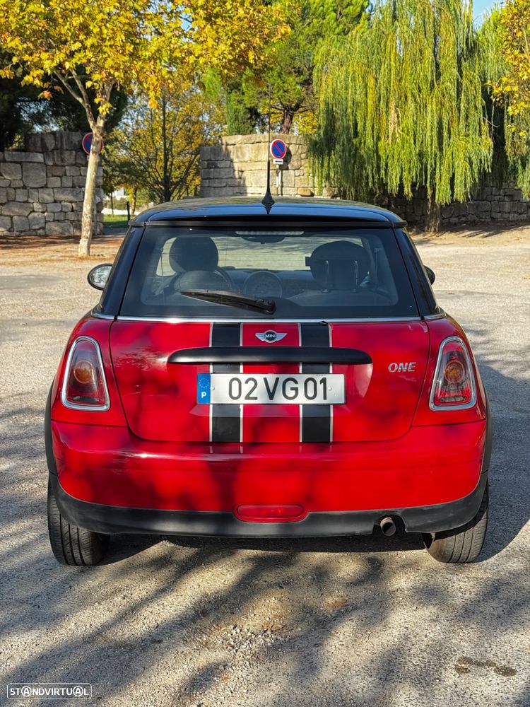 MINI 3 Portas One 1.4 - 7