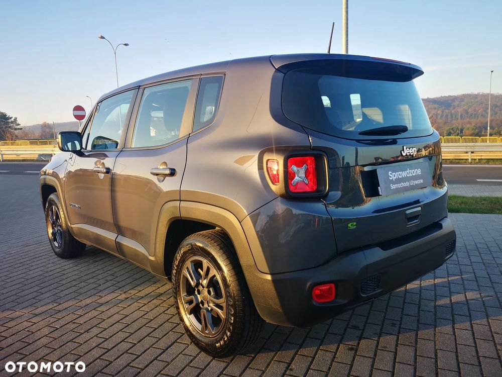 Jeep Renegade 1.5 T4 mHEV Longitude FWD S&S DCT - 4