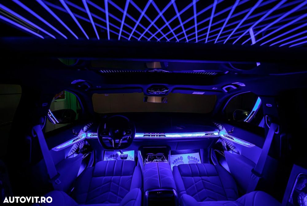BMW Seria 7 740d xDrive MHEV - 18