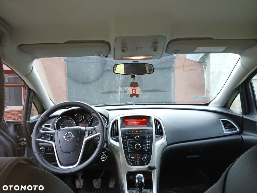 Opel Astra 1.4 T Edition 150 - 15